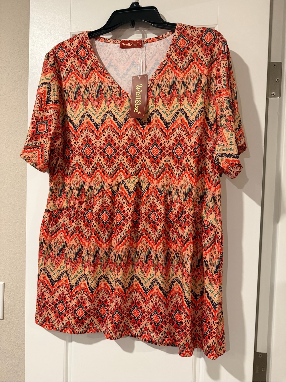 Women's V-Neck Short Sleeve Patterned Top - Red Multi